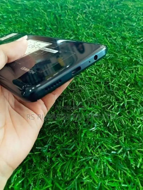 Huawei Nova Y70 4GB/128GB (Used)