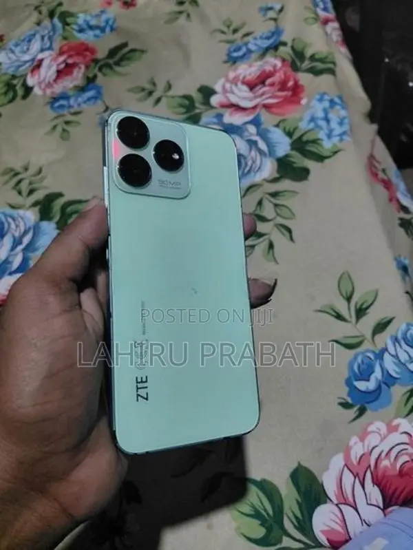 ZTE Blade v50 (Used)