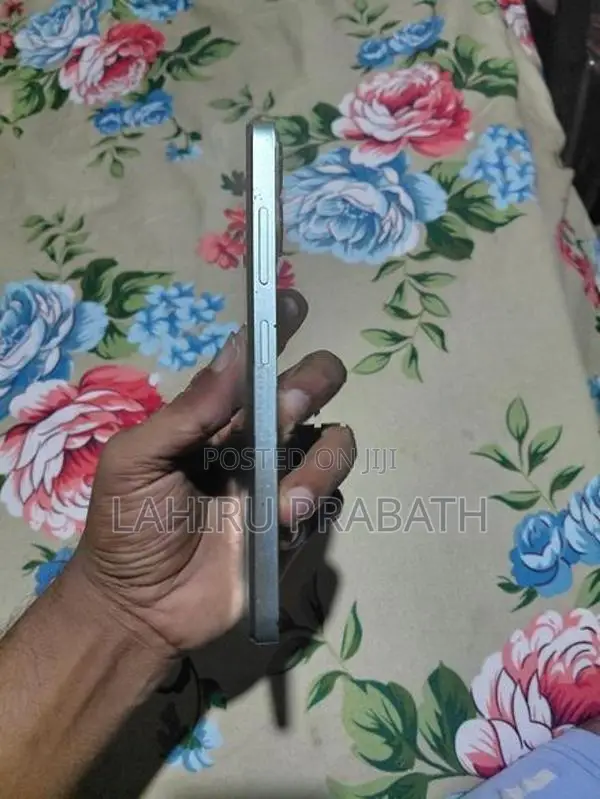 ZTE Blade v50 (Used)