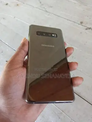 Samsung Galaxy S10 Plus (Used)