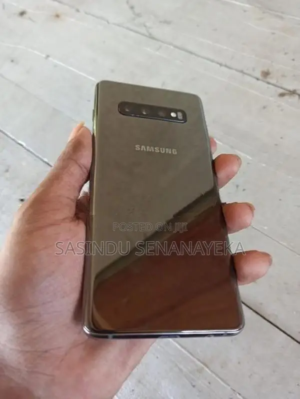 Samsung Galaxy S10 Plus (Used)