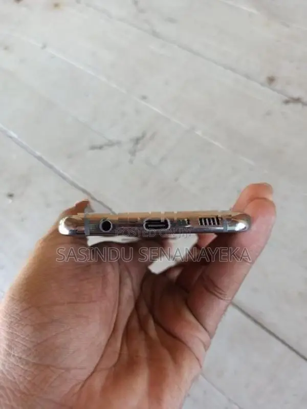 Samsung Galaxy S10 Plus (Used)