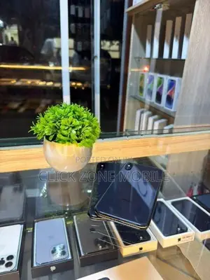 Apple iPhone X 256GB (Used)