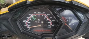 Honda Dio 2018 Yellow