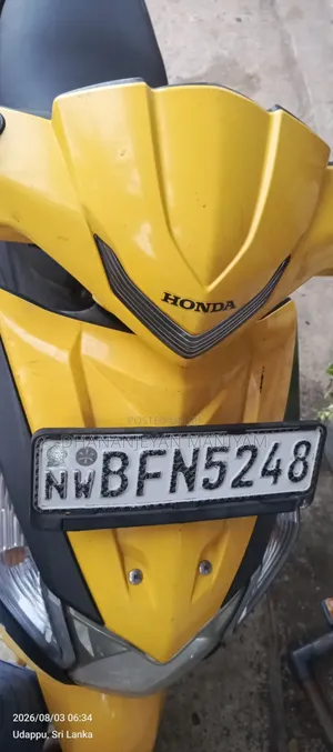 Honda Dio 2018 Yellow