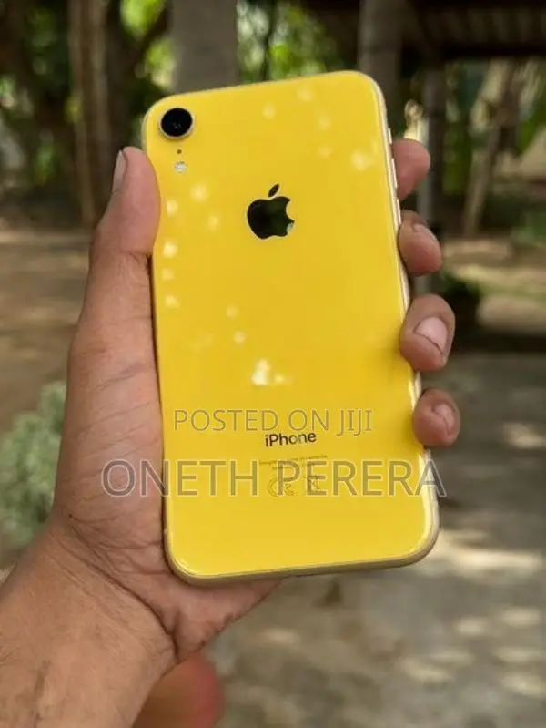 Apple iPhone XR 128GB (Used)