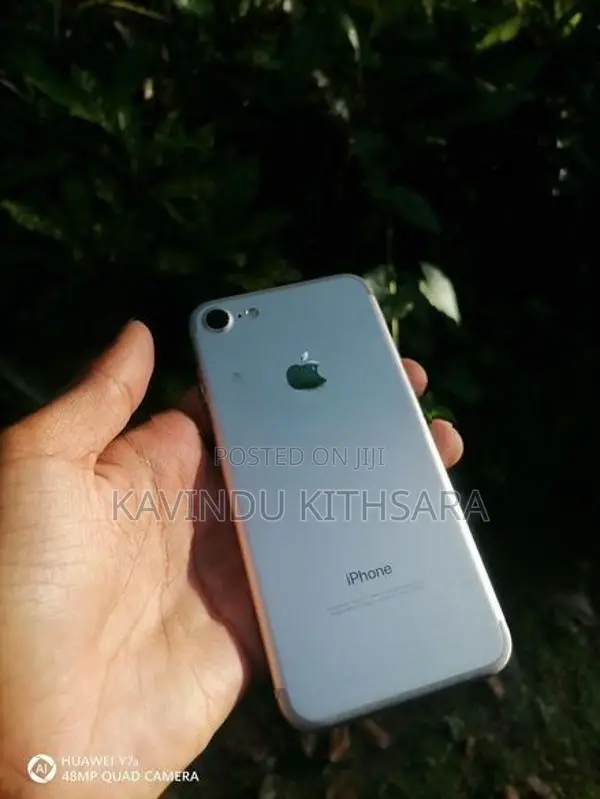Apple iPhone 7 128GB (Used)