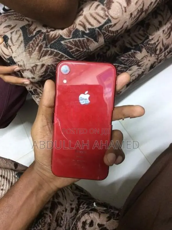 Apple iPhone XR (Used)