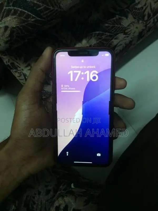 Apple iPhone XR (Used)