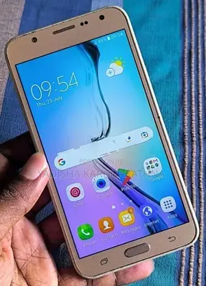 Samsung Galaxy J7 2GB 16GB 4G (Used)