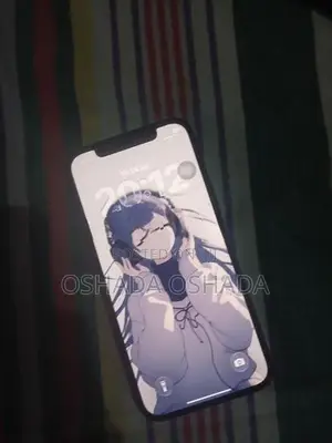 Apple iPhone 12 (Used)