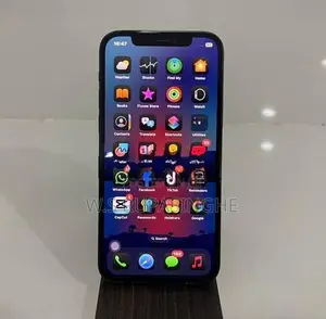 Apple iPhone 12 (Used)