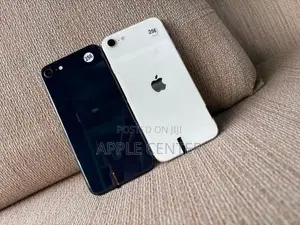 Apple iPhone SE 3 (Used)
