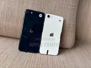 Apple iPhone SE 3 (Used)