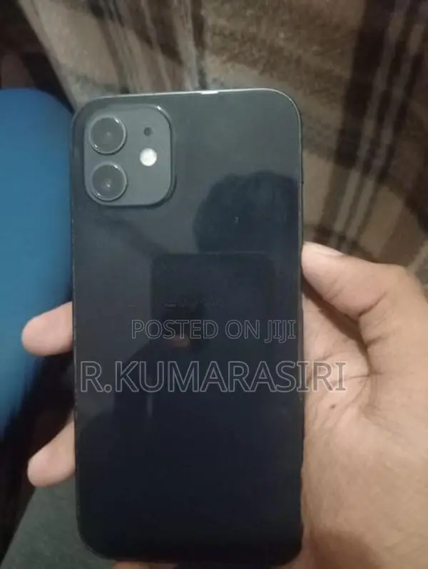 Apple iPhone 12 (Used)