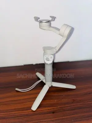 DJI Osmo Mobile 4 SE Gimbal Stabilizer
