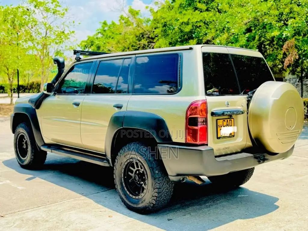 Nissan Patrol Y61 2015 SUV (Used)