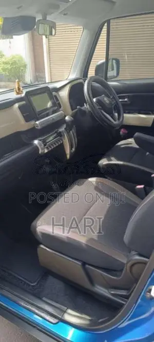 Suzuki Xbee 2018 SUV (Used)