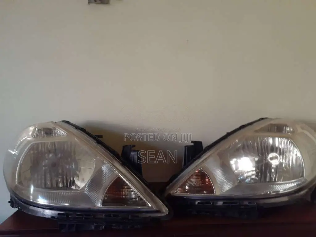 Head Lights for Nissan Tida Tiida for Car