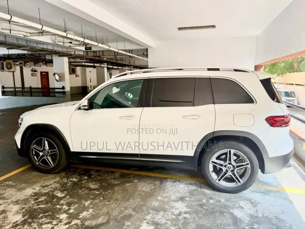 Mercedes-Benz GLB200 2020 SUV (Used)