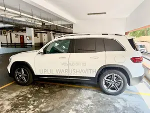 Mercedes-Benz GLB200 2020 SUV (Used)