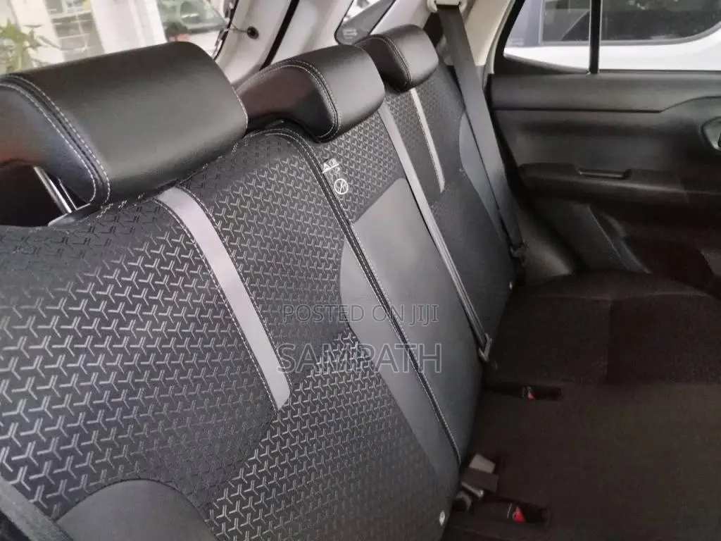 Toyota Raize Z Hybrid 2026 SUV Unregistered (Recondition)