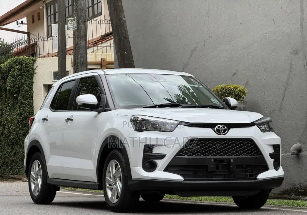 Toyota Raize 4wd Turbo 1000cc 2024 SUV Unregistered (Recondition)