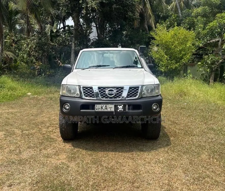 Nissan Patrol 2005 SUV (Used)