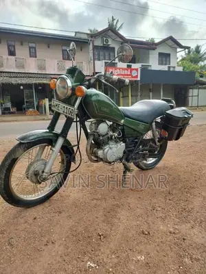 Yamaha SR 125 2000 Motorbike (Used)