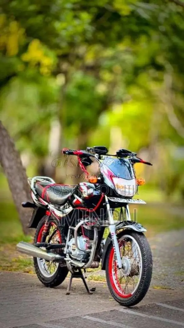 Bajaj CT-100 2015 Motorbike (Used)