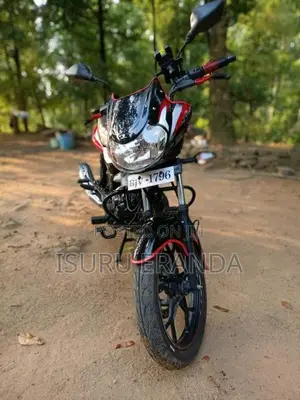 Bajaj Discover 125 2025 Motorbike (Used)