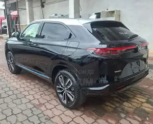 Honda Vezel Z Play Moon Roof Premium 2026 SUV Brand New