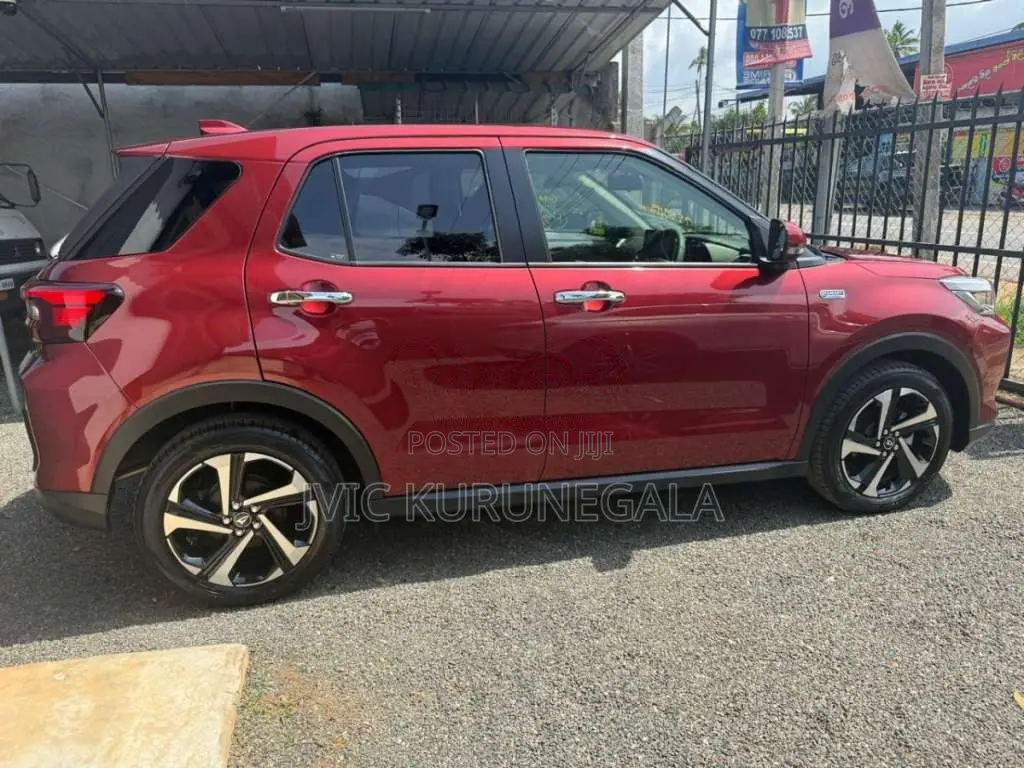 Daihatsu ROCKY HYBRID PREMIUM G 2025 SUV Unregistered (Recondition)