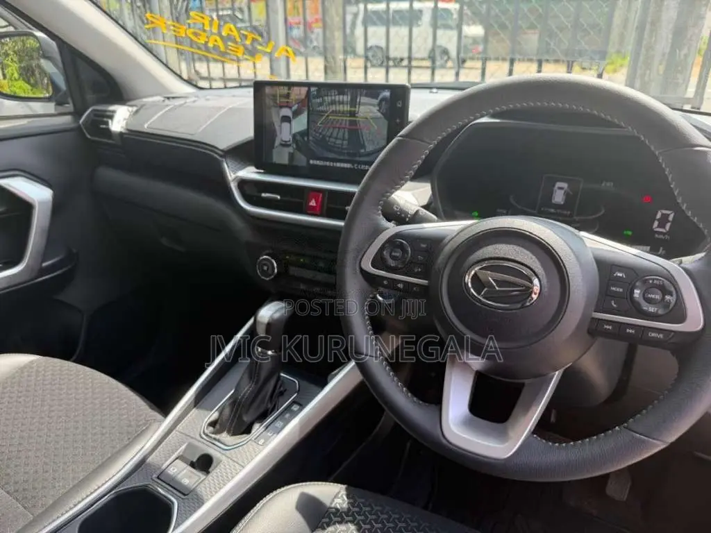 Daihatsu ROCKY HYBRID PREMIUM G 2025 SUV Unregistered (Recondition)