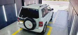 Mitsubishi Pajero Io 1999 SUV (Used)