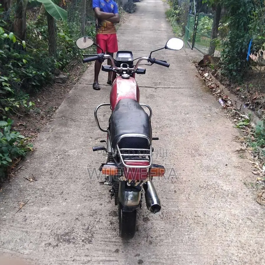 Hero-Honda Cd100 1996 Motorbike (Used)