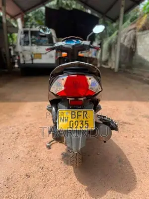 Honda Dio 2017 Motorbike (Used)