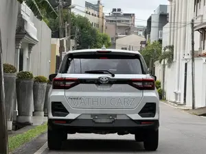 Toyota Raize 4wd Turbo 1000cc 2024 SUV Unregistered (Recondition)