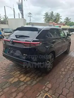 Honda Vezel Z Play Moon Roof Premium 2026 SUV Brand New