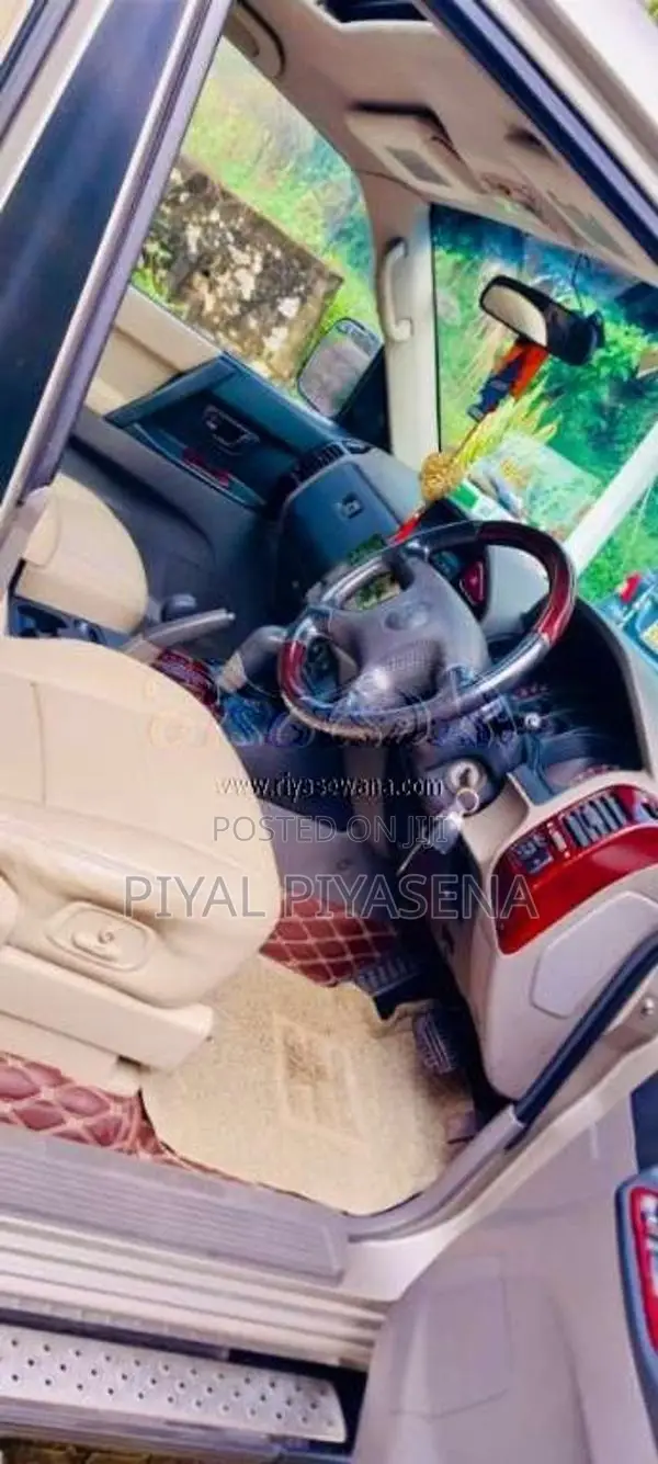 Mitsubishi Montero 2002 SUV (Used)