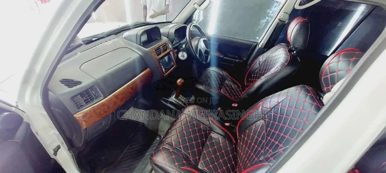 Mitsubishi Pajero Io 1999 SUV (Used)