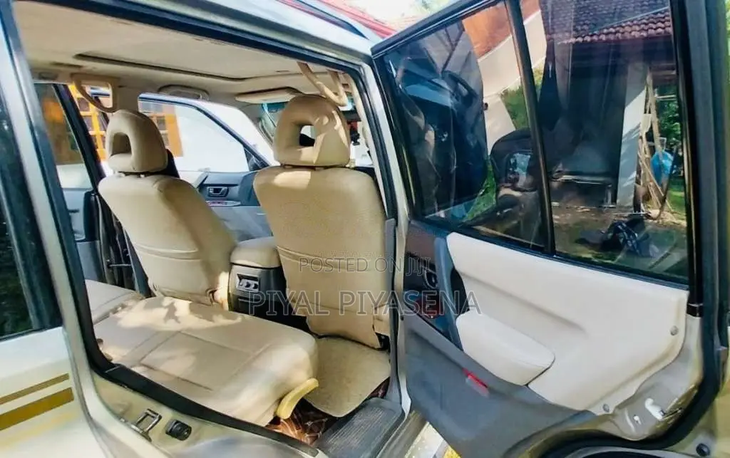 Mitsubishi Montero 2002 SUV (Used)