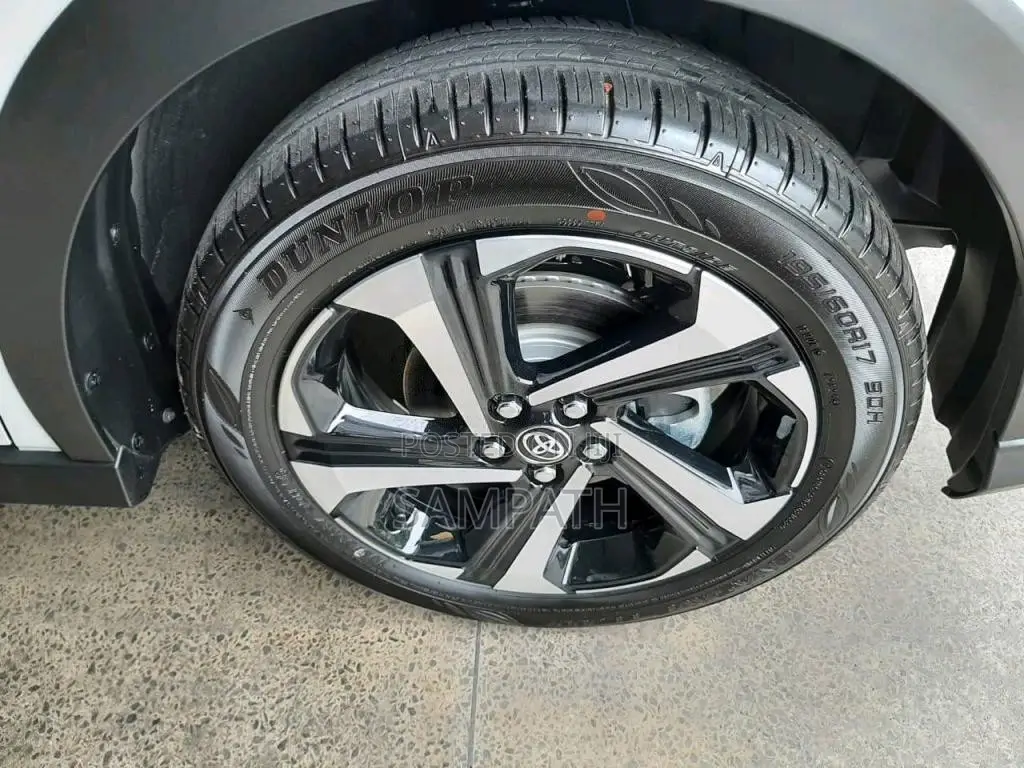 Toyota RAIZE 2024 SUV Unregistered (Recondition)