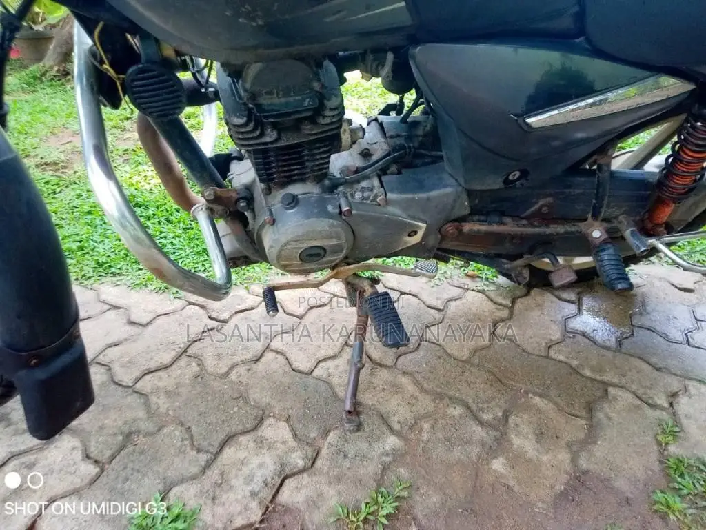 Bajaj Platina 2006 Motorbike (Used)
