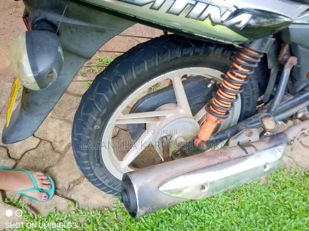 Bajaj Platina 2006 Motorbike (Used)