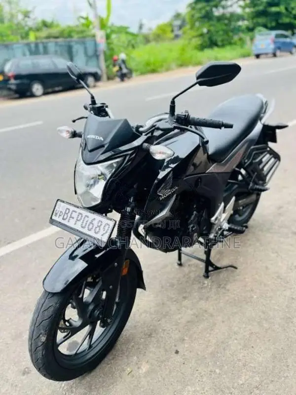 Honda Hornet 2017 Motorbike (Used)