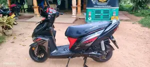Yamaha ZR 2020 Motorbike (Used)