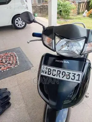 Honda Activa 2015 Motorbike (Used)