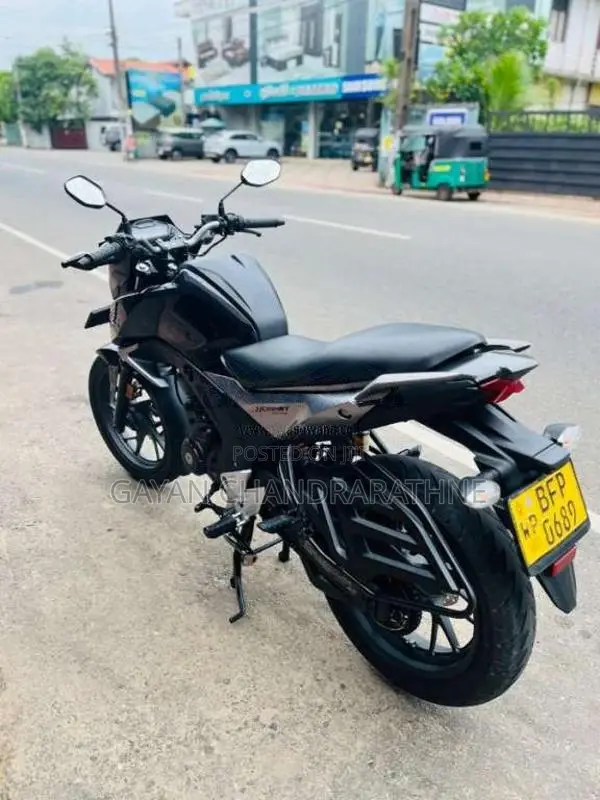 Honda Hornet 2017 Motorbike (Used)