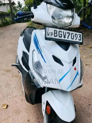 Hero Maestro 2018 Motorbike (Used)